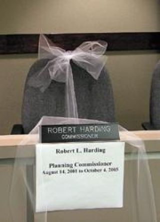 Planning Commissioner Robert Harding dies