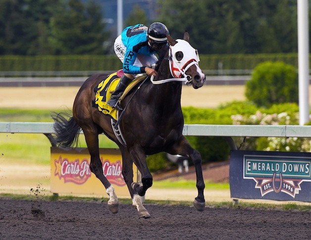 Emerald Downs opens April 18