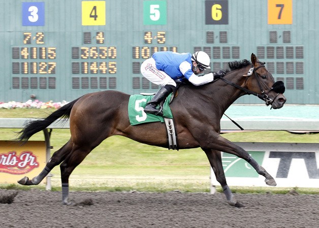 Ron & Rosalie Warren's Jebrica wins the $21