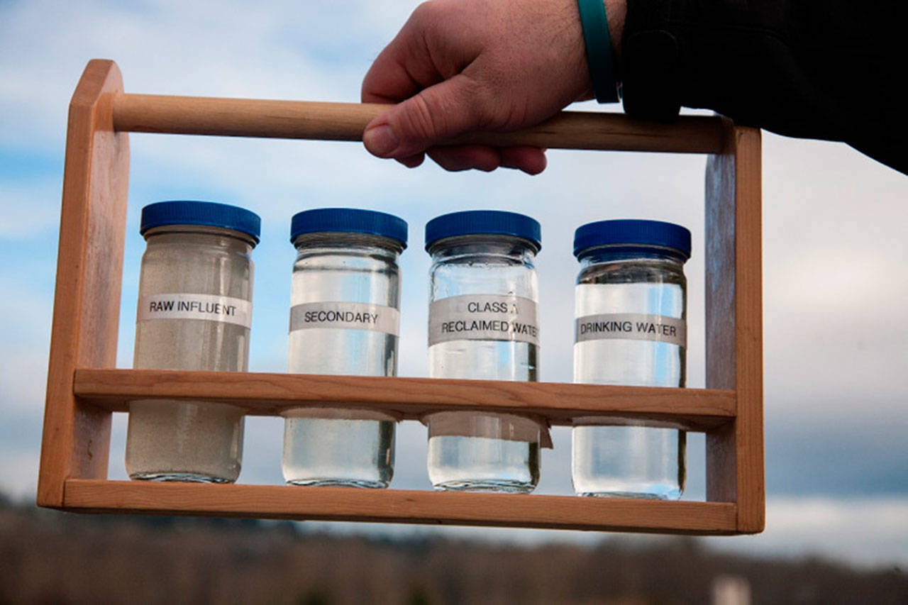 The jars of water show how wastewater is transformed into recycled water, and what it looks like compared to drinking water. The jar on the far left, “raw influent,” shows what wastewater as it enters King County’s treatment plants. “Class A reclaimed water” or recycled water is the third jar. Drinking water on the far right. Can you tell the difference? Photo courtesy of Public Health Insider