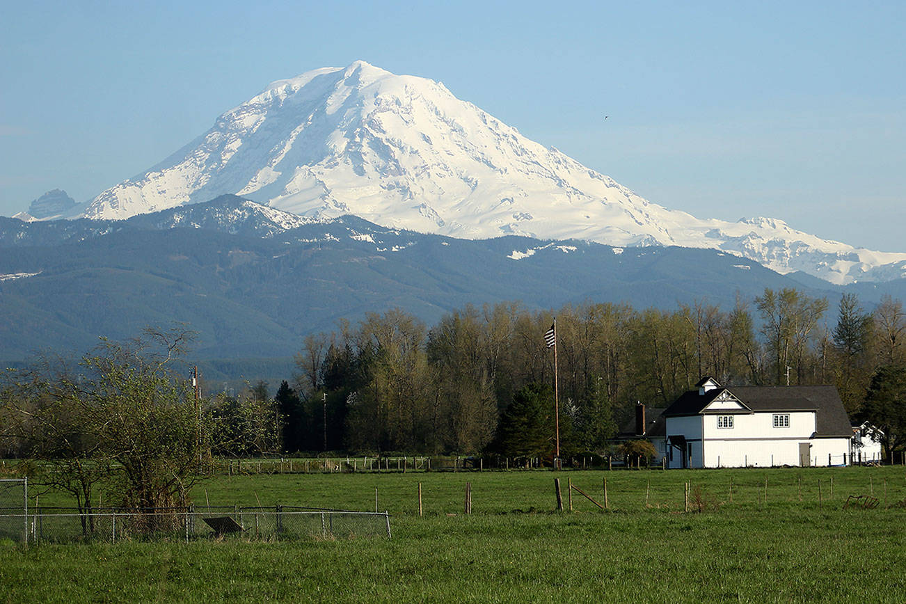 New study verifies financial benefit Rainier holds for gateway communities