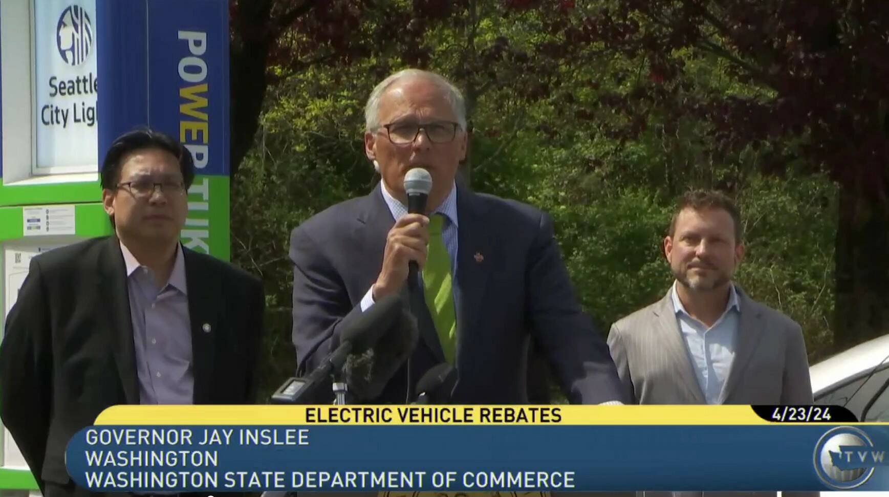 Gov. Inslee announces the $45 million EV rebate program on April 23. Courtesy image